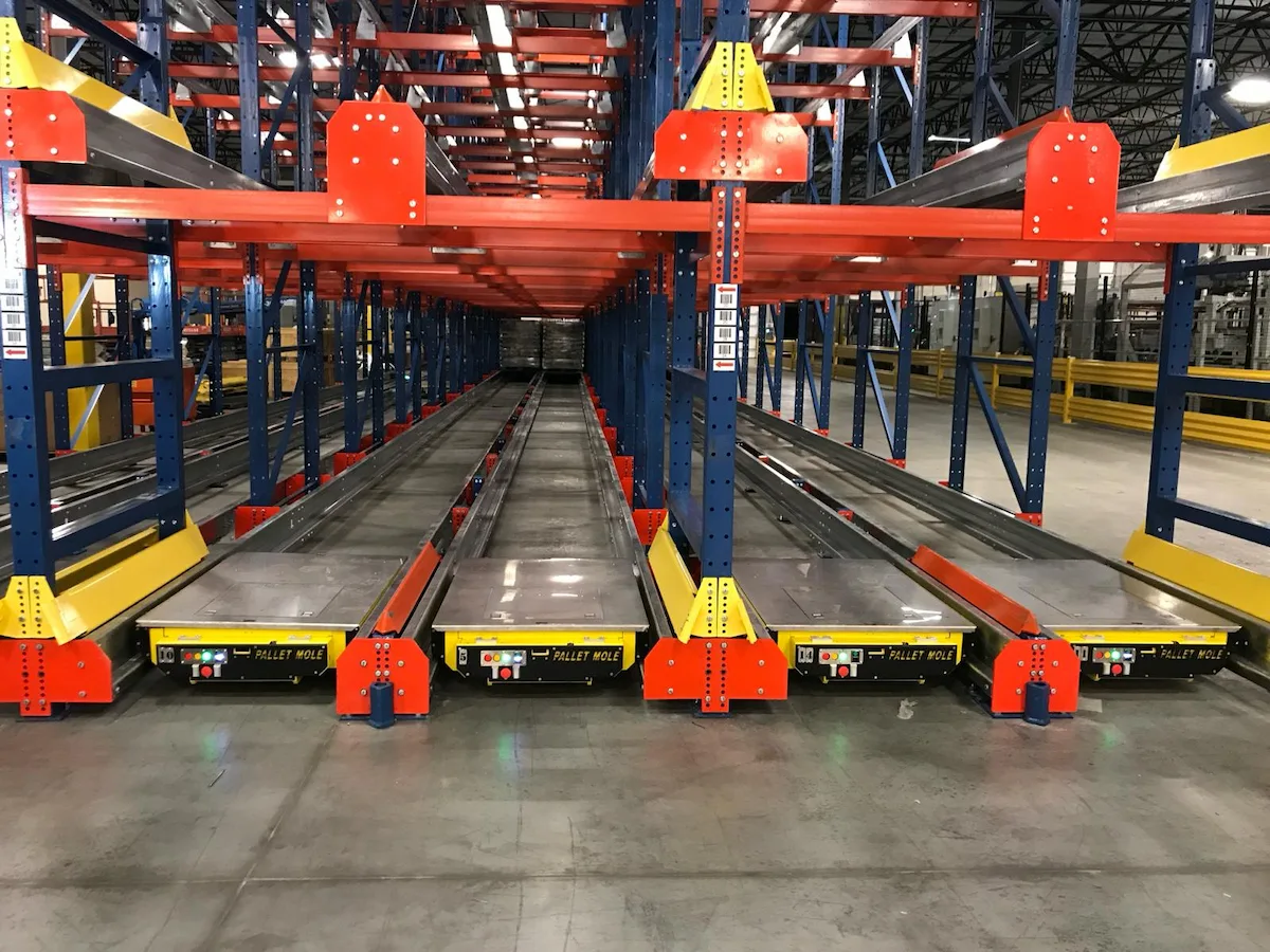 Spacemaker Pallet Mole shuttle in a warehouse