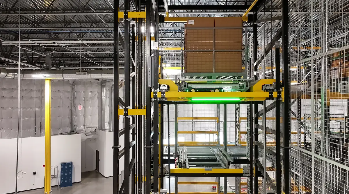 Spacemaker QuadAxis Pro mezzanine installation at H&D Distributors, Dallas, TX